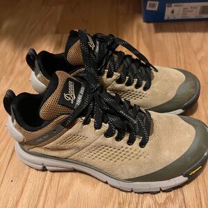Women’s Danner 2650 Hiking Trail Shoes, Gore-Tex GTX, 6